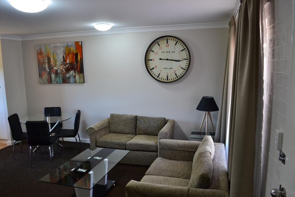Cattlemans Country Motor Inn&apartamentos con servicio Dubbo Exterior foto