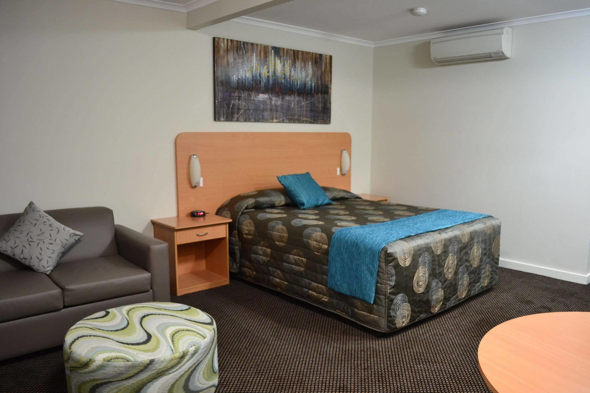 Cattlemans Country Motor Inn&apartamentos con servicio Dubbo Exterior foto